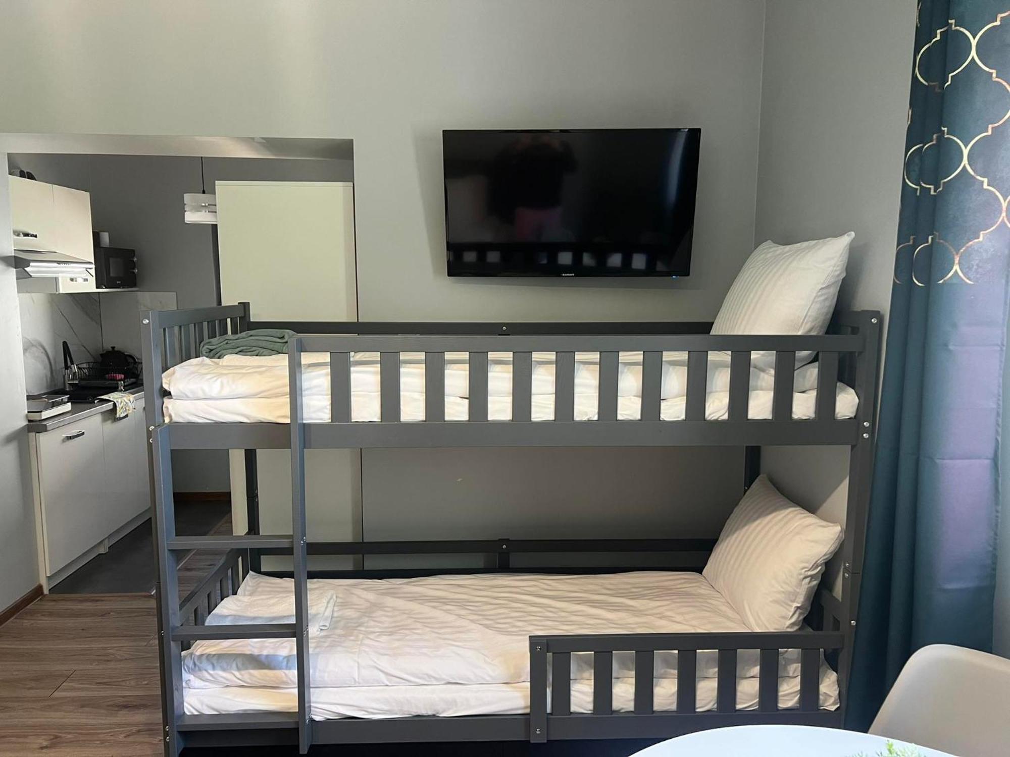 Aparthotel W Dolinie Stawow Zator By Housine Las Phòng bức ảnh